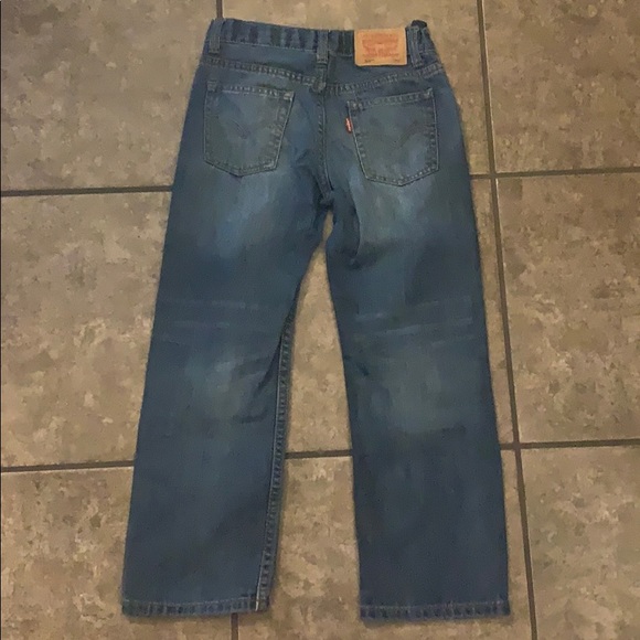 Boys Levi’s Jeans - Picture 2 of 2